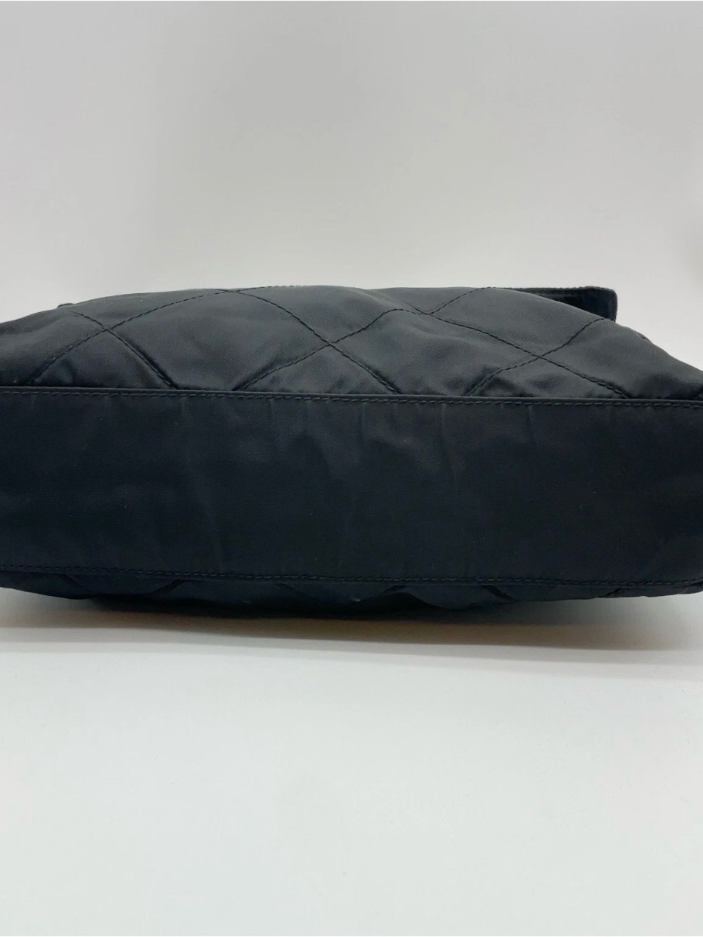 Prada Plate Quilted Tessuto Black/ Nylon Chain Shoulder Bag - Picture 5 of 12